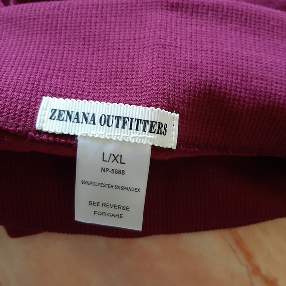 Burgundy Leggings - Picture 5 of 7